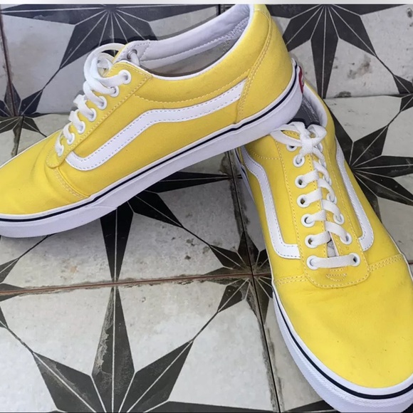 Vans Canvas Sneakers Yellow/White Mens 10.5 EUC - Picture 1 of 12